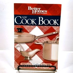 BETTER HOMES NEW COOKBOOK PAPER BACK 2006